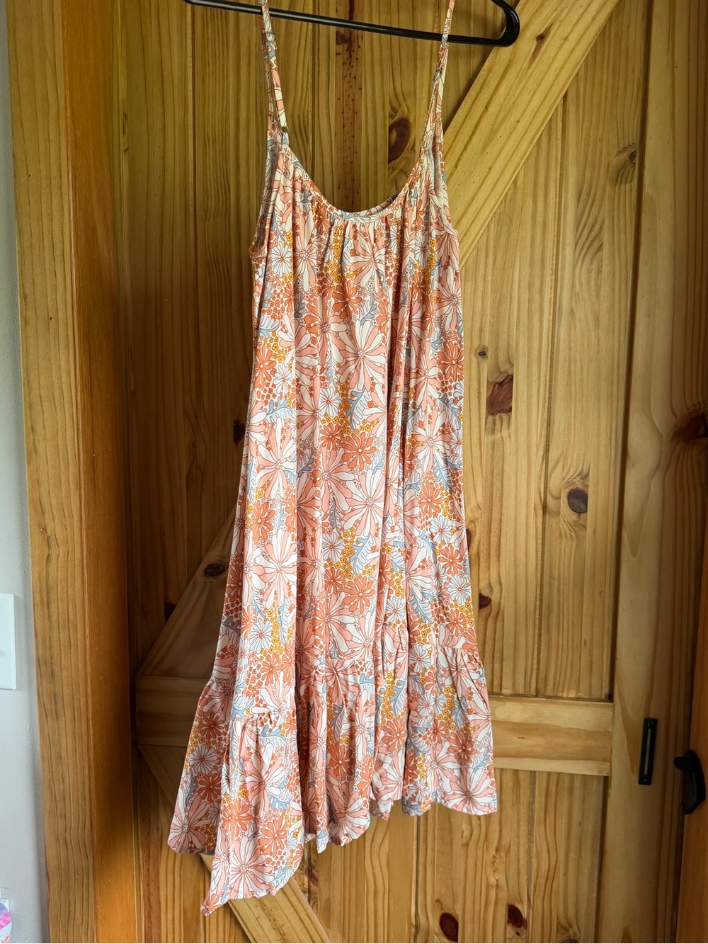 BE COOL Peach Floral Spaghetti-Strap Mini Dress